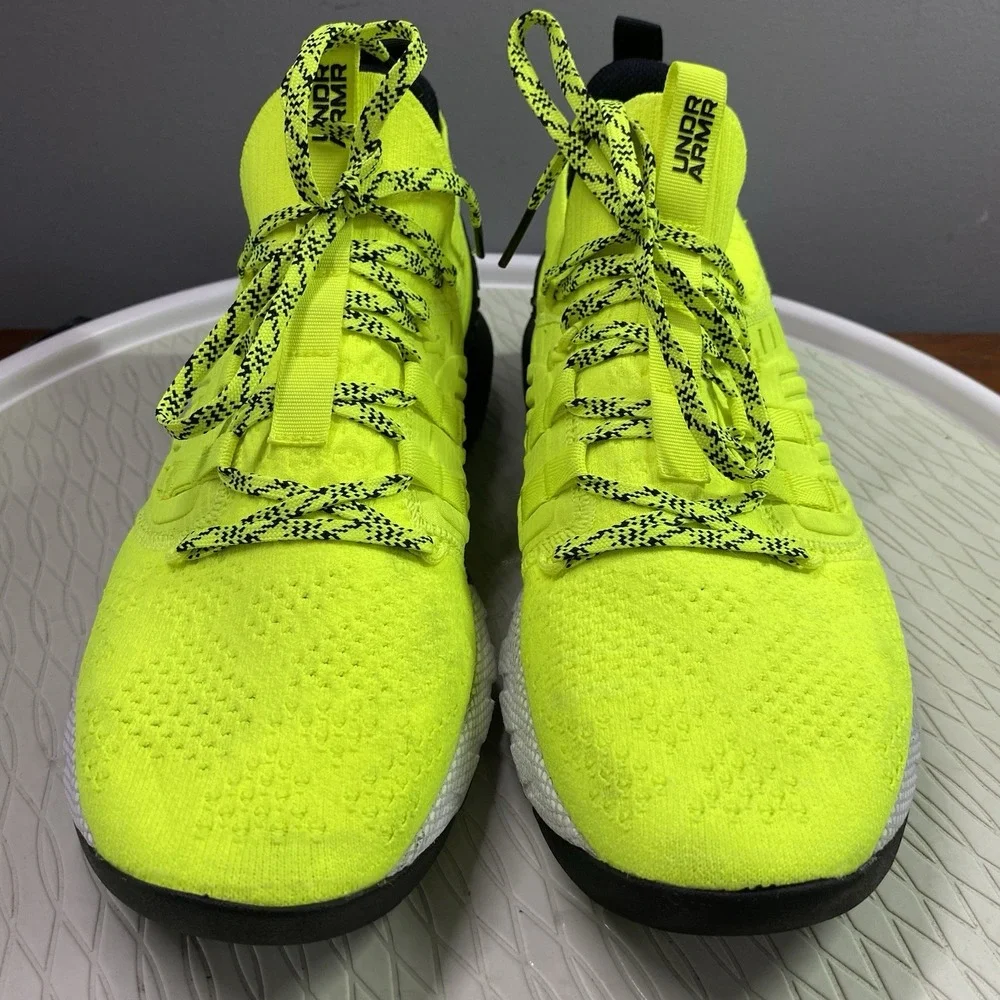 Under‎ Armour UA Project Rock 3 HOVR Volt Mens Yellow& Black Sneaker Sz9